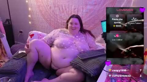 Snapshot of brookenicole3 chatting on April 22, 12:57 am Madam Brooke online show from April 22, 12:57 am