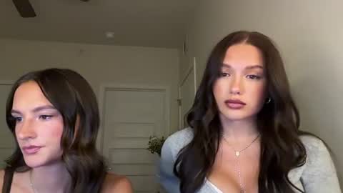 Snapshot of brookexmatthews chatting on August 7, 3:08 am brookexmatthews online show from August 7, 3:08 am
