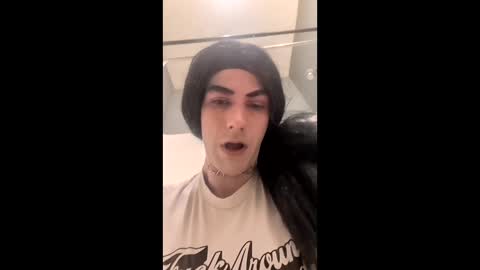 brooke online show from April 6, 2:40 pm