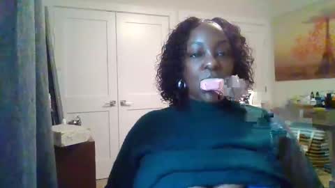 Snapshot of brooklyninfinity chatting on February 3, 8:57 pm brooklyninfinity online show from February 3, 8:57 pm