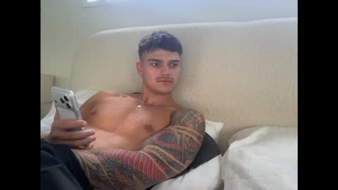 BrooklynTay online show from February 18, 9:55 pm