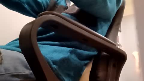 Snapshot of broski2002633810 chatting on February 27, 4:53 pm broski2002633810 online show from February 27, 4:53 pm