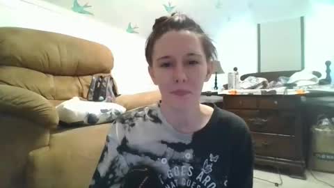 browneyedbeauty31 online show from February 13, 7:10 pm