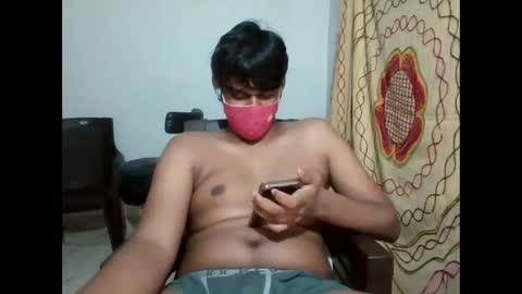 brownguy2505 online show from January 18, 10:17 pm