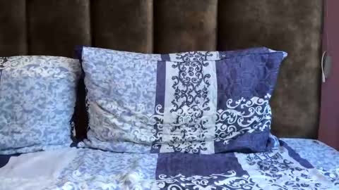 Snapshot of brownie_cake chatting on September 14, 5:28 am brownie_cake online show from September 14, 5:28 am