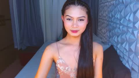 Snapshot of brownsausageroberta chatting on January 22, 3:07 pm Roberta  GODDESS OF PLEASURE AND SEXUALDESIRE   online show from January 22, 3:07 pm