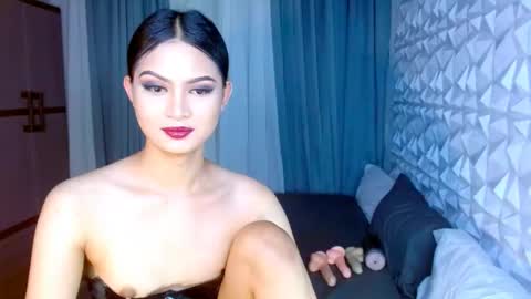 Snapshot of brownsausageroberta chatting on February 2, 8:57 am Roberta  GODDESS OF PLEASURE AND SEXUALDESIRE   online show from February 2, 8:57 am