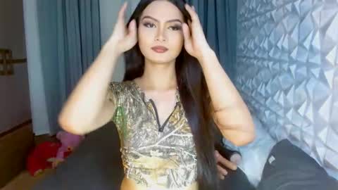 Snapshot of brownsausageroberta chatting on March 1, 10:02 am Roberta  GODDESS OF PLEASURE AND SEXUALDESIRE   online show from March 1, 10:02 am