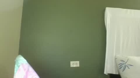 EtherealLilac online show from March 22, 11:41 pm