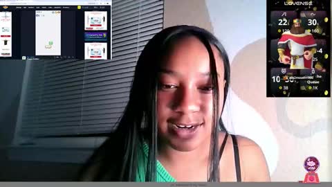 Snapshot of brownsugarcutie3 chatting on March 18, 2:04 am Brownsuagrcutie online show from March 18, 2:04 am