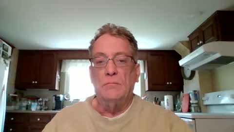 Snapshot of brubar chatting on May 2, 7:41 pm brubar online show from May 2, 7:41 pm