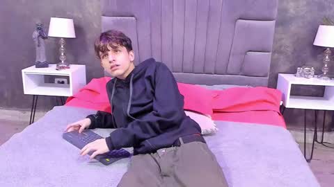 Bruce Hans online show from February 14, 11:42 am