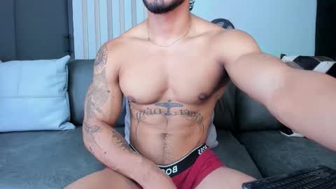 bruce roldan online show from September 20, 2:34 am