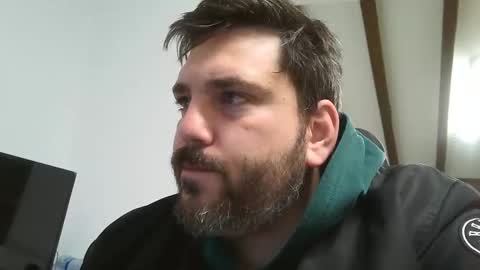 Snapshot of bruce_wayne34 chatting on December 29, 6:14 am Bruce Wayne online show from December 29, 6:14 am