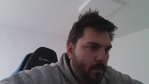 Snapshot of bruce_wayne34 chatting on January 3, 4:37 pm Bruce Wayne online show from January 3, 4:37 pm