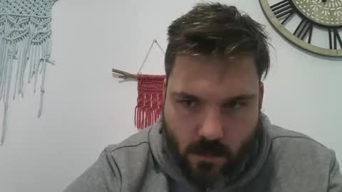 Snapshot of bruce_wayne34 chatting on January 29, 9:01 am Bruce Wayne online show from January 29, 9:01 am