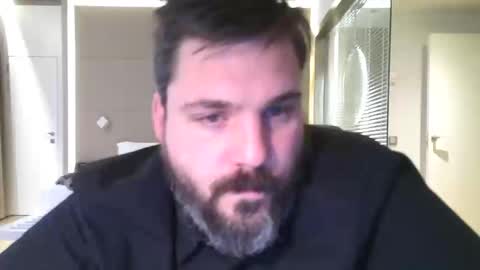 Snapshot of bruce_wayne34 chatting on February 14, 5:46 pm Bruce Wayne online show from February 14, 5:46 pm