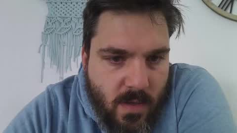 Snapshot of bruce_wayne34 chatting on March 6, 9:03 am Bruce Wayne online show from March 6, 9:03 am