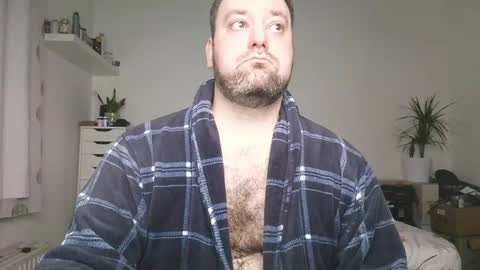 Bruce online show from April 15, 7:32 pm