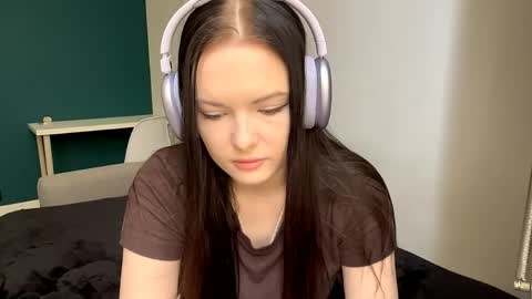 Snapshot of brunaceasor chatting on May 12, 10:01 am Luna online show from May 12, 10:01 am