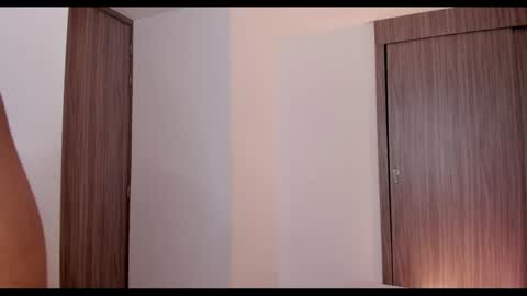 Snapshot of brunnahart chatting on December 29, 8:37 pm online show from December 29, 8:37 pm