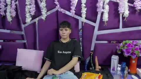 Bruno Cruz online show from February 18, 2:40 am