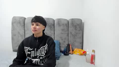 Snapshot of bruno_cruz chatting on April 17, 2:36 am Bruno Cruz online show from April 17, 2:36 am