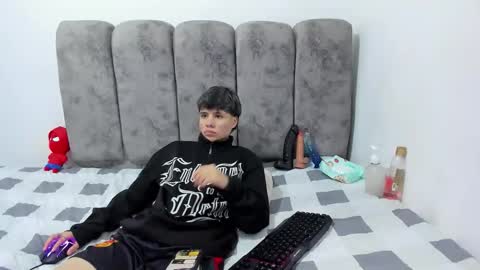 Snapshot of bruno_cruz chatting on April 26, 2:20 am Bruno Cruz online show from April 26, 2:20 am