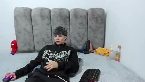 Snapshot of bruno_cruz chatting on May 12, 2:08 am Bruno Cruz online show from May 12, 2:08 am