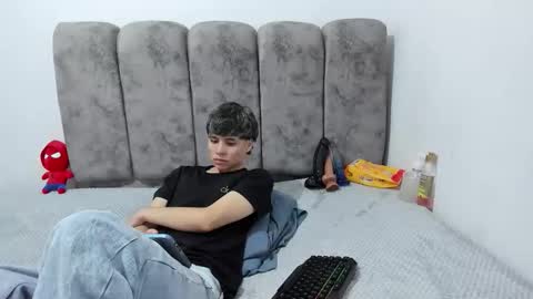 Snapshot of bruno_cruz chatting on May 14, 2:29 am Bruno Cruz online show from May 14, 2:29 am