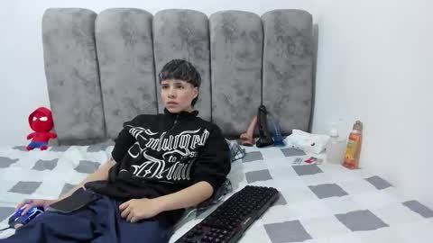 Snapshot of bruno_cruz chatting on June 4, 2:17 am Bruno Cruz online show from June 4, 2:17 am