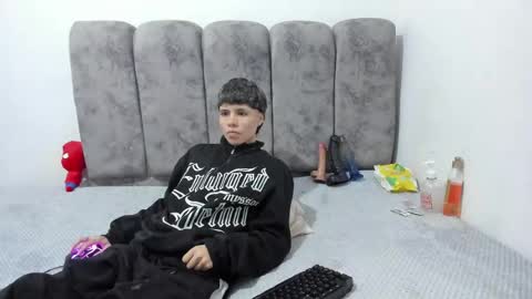 Snapshot of bruno_cruz chatting on June 18, 2:01 am Bruno Cruz online show from June 18, 2:01 am