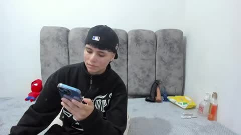 Snapshot of bruno_cruz chatting on June 18, 9:36 am Bruno Cruz online show from June 18, 9:36 am