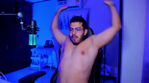 Bruno online show from November 2, 4:04 am