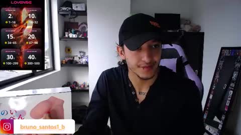 Snapshot of bruno_santos1 chatting on June 27, 11:37 am Bruno online show from June 27, 11:37 am