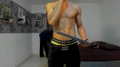 Snapshot of bruno_snow chatting on December 20, 3:46 am bruno_snow online show from December 20, 3:46 am