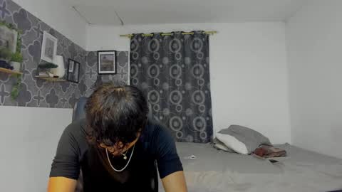 Snapshot of bruno_snow chatting on January 14, 3:23 am bruno_snow online show from January 14, 3:23 am