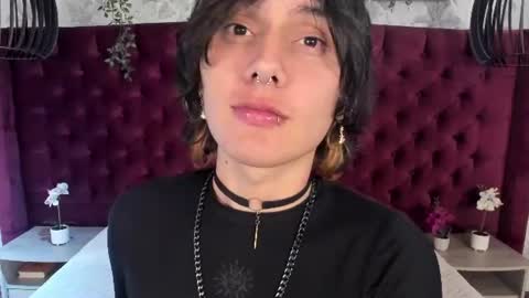 Snapshot of brunodeluca_ chatting on July 31, 4:12 am Bruno online show from July 31, 4:12 am