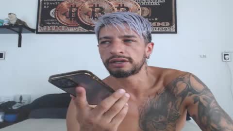 Snapshot of brunofernandez1 chatting on March 17, 1:58 pm brunofernandez1 online show from March 17, 1:58 pm