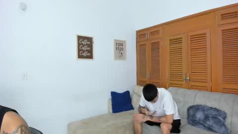 Snapshot of brutal_sex_room2k chatting on May 17, 1:51 pm brutal_sex_room2k online show from May 17, 1:51 pm