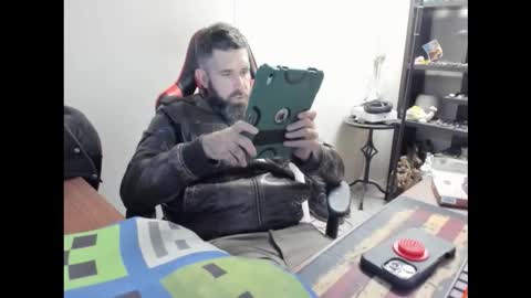 BRUTALMASTER1983 online show from January 12, 8:14 pm