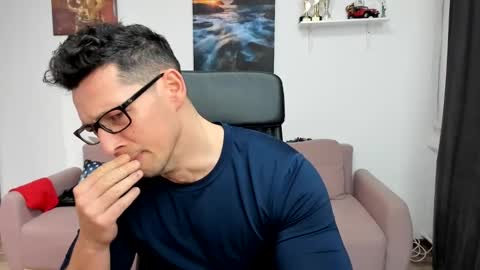 Brutus K online show from February 11, 3:08 pm