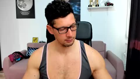 Snapshot of brutusk1 chatting on March 17, 7:44 am Brutus K online show from March 17, 7:44 am