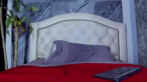 Snapshot of bry_dalton chatting on February 15, 7:51 am Bry Dalton online show from February 15, 7:51 am