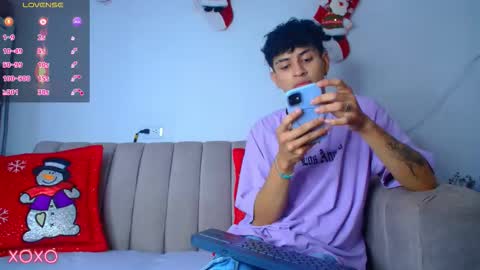 BRYAM INDEPENDENT MODEL online show from December 23, 3:37 am