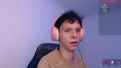 bryamado online show from March 28, 3:39 am