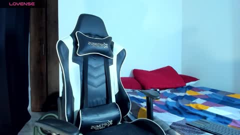 bryan_oficials online show from September 19, 5:20 am