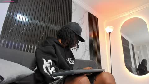 Bryxon  online show from December 10, 4:13 am