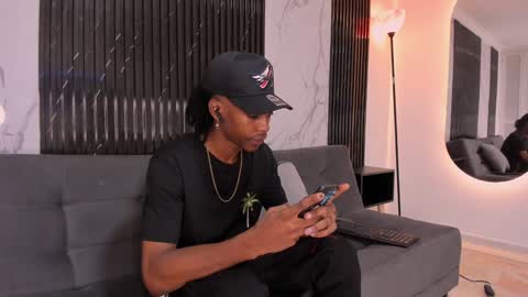 Bryxon  online show from December 28, 3:26 am