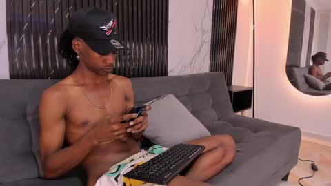 Bryxon  online show from December 28, 6:28 am